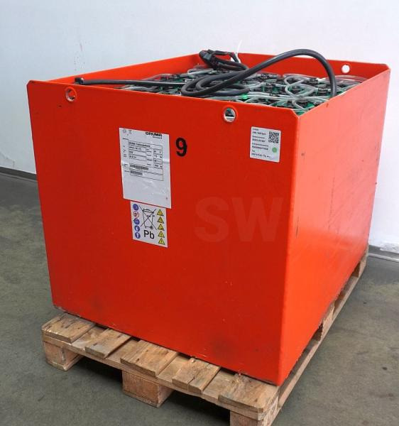 GRUMA 80 Volt 5 PzS 775 Ah - Accumulateur: photos 1 GRUMA 80 Volt 5 PzS 775 Ah - Accumulateur: photos 1