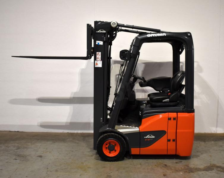 Linde E 12 EVO 386-02 - Chariot élévateur électrique: photos 5 Linde E 12 EVO 386-02 - Chariot élévateur électrique: photos 5