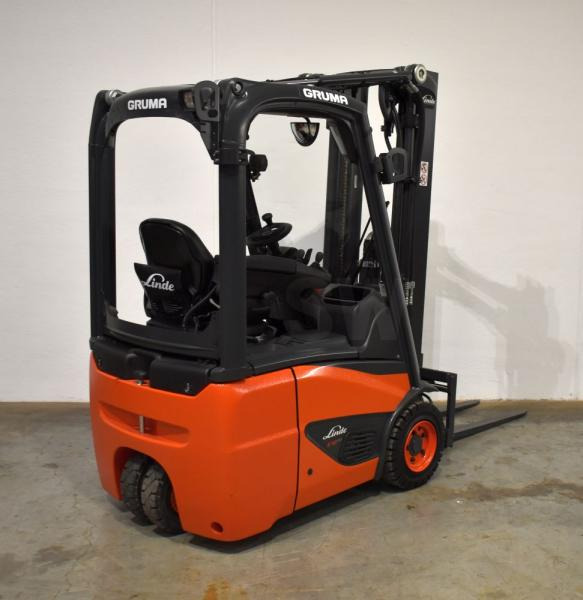 Linde E 12 EVO 386-02 - Chariot élévateur électrique: photos 2 Linde E 12 EVO 386-02 - Chariot élévateur électrique: photos 2