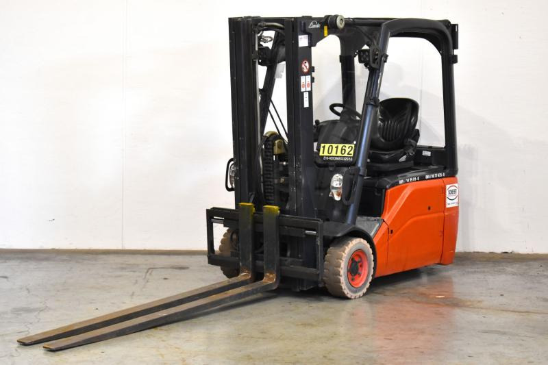 Linde E 16 386 - Chariot élévateur électrique: photos 1 Linde E 16 386 - Chariot élévateur électrique: photos 1