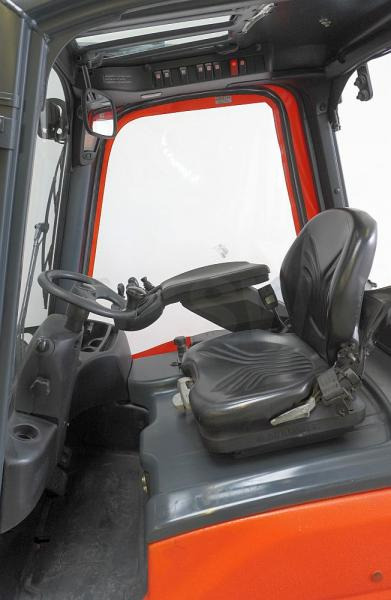 Linde E 16 L 386 - Chariot élévateur électrique: photos 3 Linde E 16 L 386 - Chariot élévateur électrique: photos 3