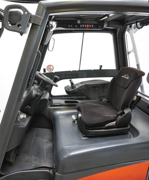 Linde E 30/600 HL 387 - Chariot élévateur électrique: photos 3 Linde E 30/600 HL 387 - Chariot élévateur électrique: photos 3