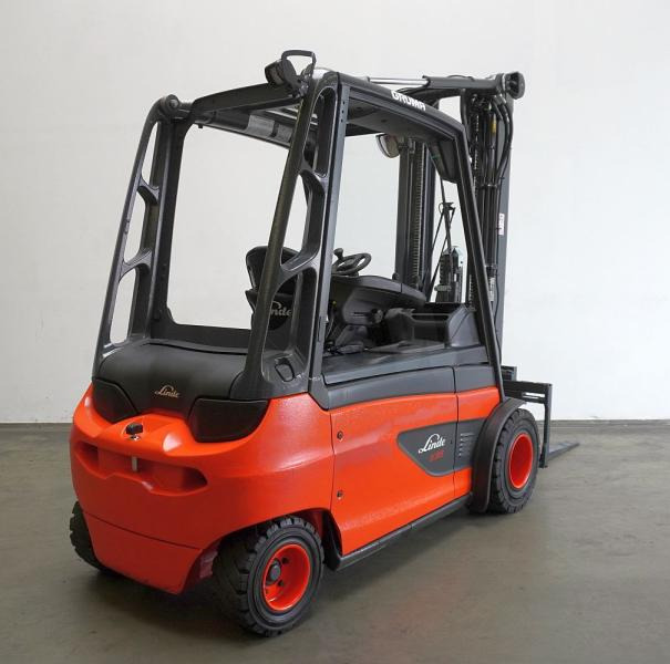 Linde E 35 L 387 - Chariot élévateur électrique: photos 2 Linde E 35 L 387 - Chariot élévateur électrique: photos 2