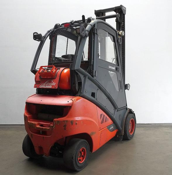 Linde H 35 T EVO 393-02 - Chariot élévateur à gaz: photos 2 Linde H 35 T EVO 393-02 - Chariot élévateur à gaz: photos 2
