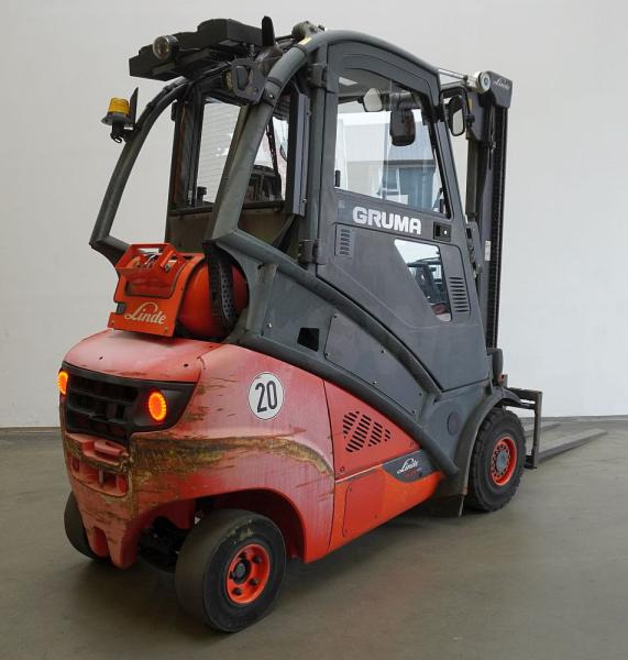 Linde H 35 T EVO 393-02 - Chariot élévateur à gaz: photos 2 Linde H 35 T EVO 393-02 - Chariot élévateur à gaz: photos 2