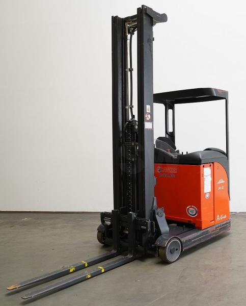 Linde R 12 C 115 - Chariot à mât rétractable: photos 2 Linde R 12 C 115 - Chariot à mât rétractable: photos 2