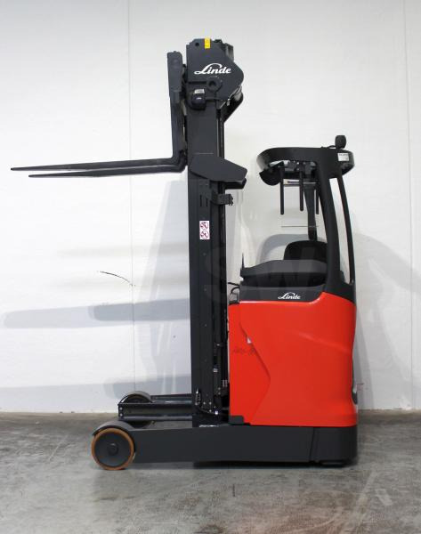 Linde R 16 1120 - Chariot à mât rétractable: photos 4 Linde R 16 1120 - Chariot à mât rétractable: photos 4