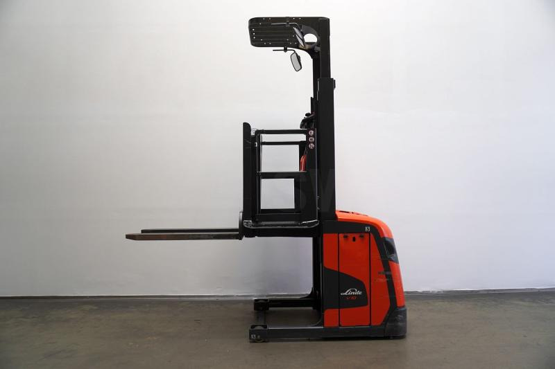 Linde V 10-02 5212-02 - Préparateur de commandes: photos 4 Linde V 10-02 5212-02 - Préparateur de commandes: photos 4