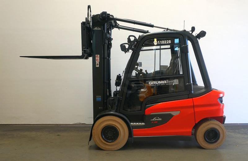 Linde X 35 1252 - Chariot élévateur électrique: photos 4 Linde X 35 1252 - Chariot élévateur électrique: photos 4