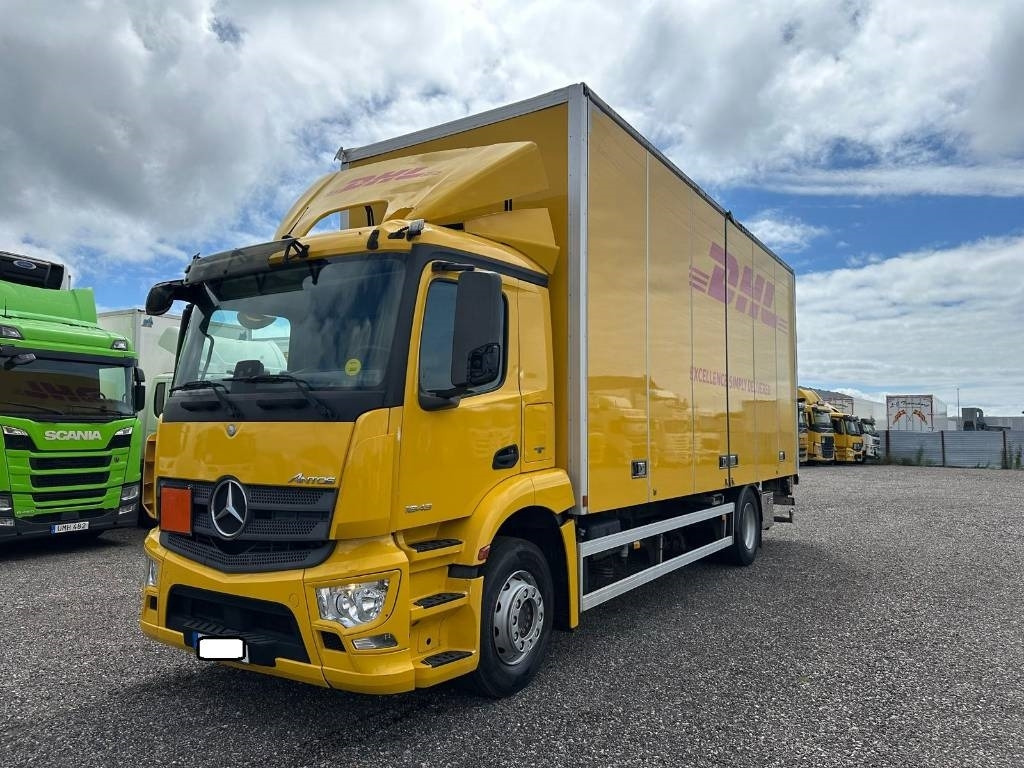 Mercedes-Benz ANTOS 1843 serie 9680 - Camion fourgon: photos 1 Mercedes-Benz ANTOS 1843 serie 9680 - Camion fourgon: photos 1