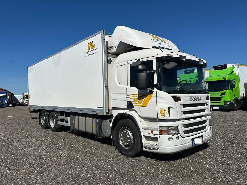 Scania P 420 LB6X2X4HNB serie 0424 - Camion frigorifique: photos 2 Scania P 420 LB6X2X4HNB serie 0424 - Camion frigorifique: photos 2