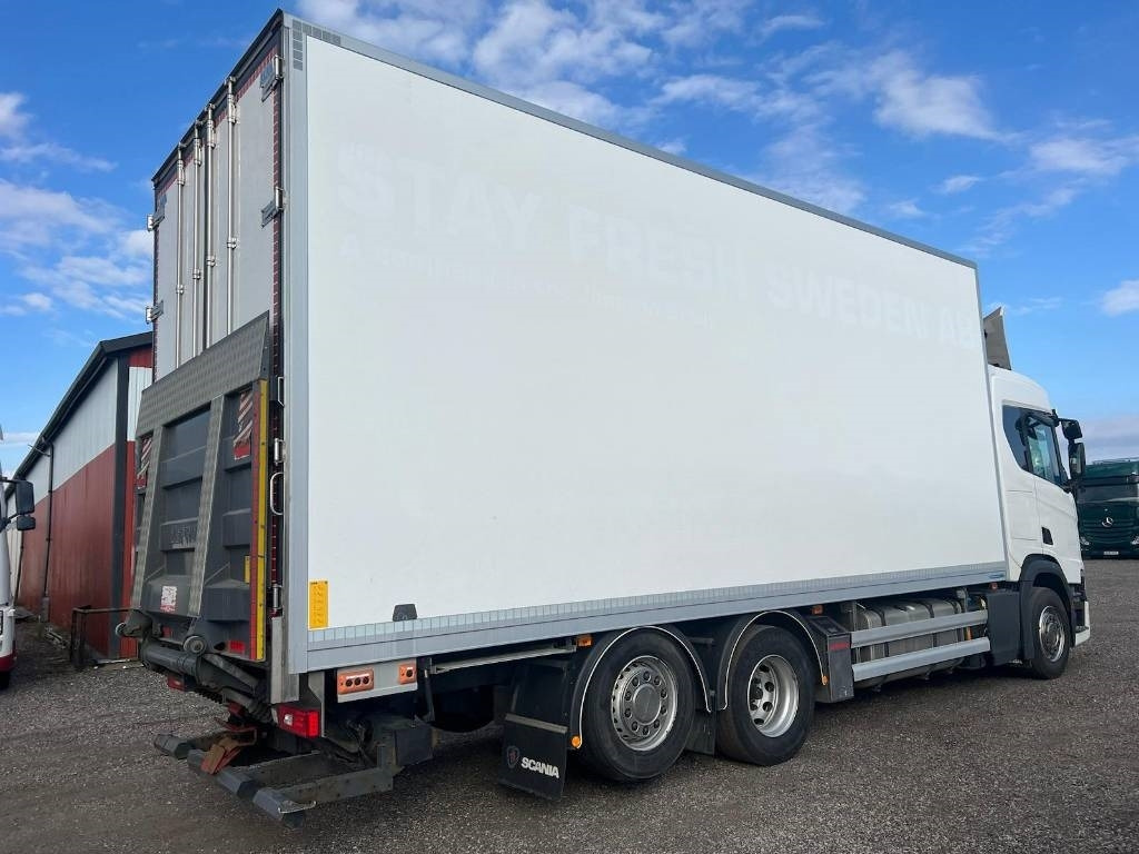 Scania R500 B 6X2*4 NB serie 5785 - Camion frigorifique: photos 3 Scania R500 B 6X2*4 NB serie 5785 - Camion frigorifique: photos 3