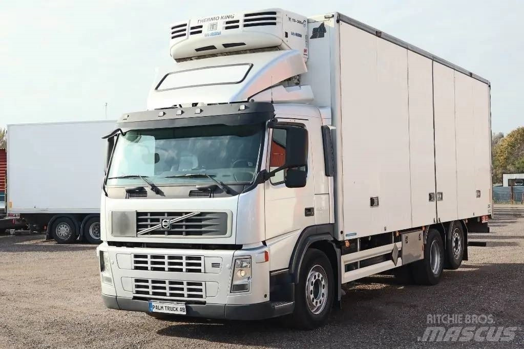 Volvo FM-440 6*2 Serie 8137 - Camion frigorifique: photos 1 Volvo FM-440 6*2 Serie 8137 - Camion frigorifique: photos 1