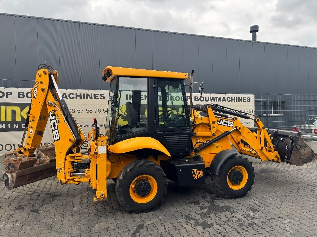 JCB 2 CX - Tractopelle: photos 1 JCB 2 CX - Tractopelle: photos 1