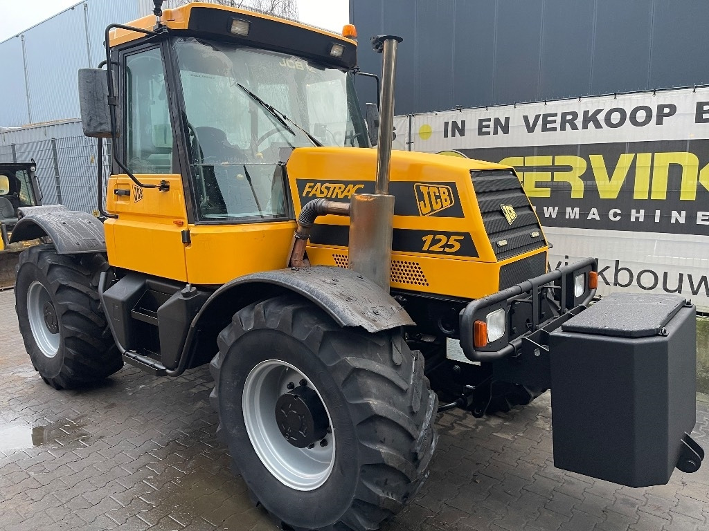 JCB Fastrac 125 - Tracteur agricole: photos 1 JCB Fastrac 125 - Tracteur agricole: photos 1
