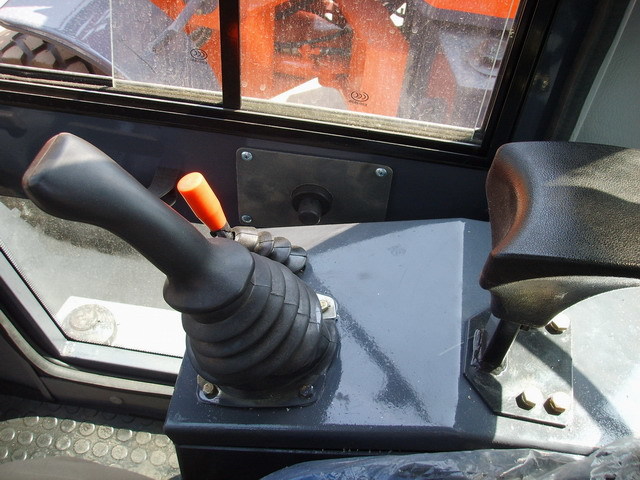 Chargeuse sur pneus neuf Qingdao Promising CE Marked 1.5T Articulated Loader ZL15F: photos 6 Chargeuse sur pneus neuf Qingdao Promising CE Marked 1.5T Articulated Loader ZL15F: photos 6