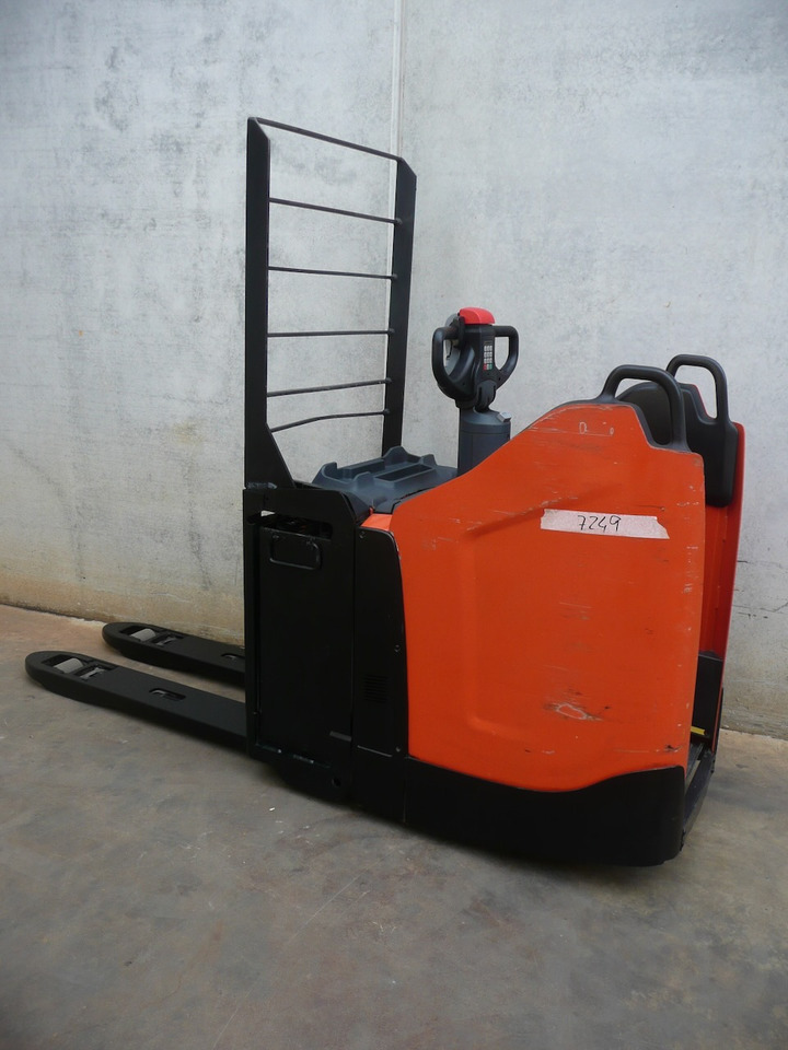BT LPE 200 - Transpalette: photos 1 BT LPE 200 - Transpalette: photos 1