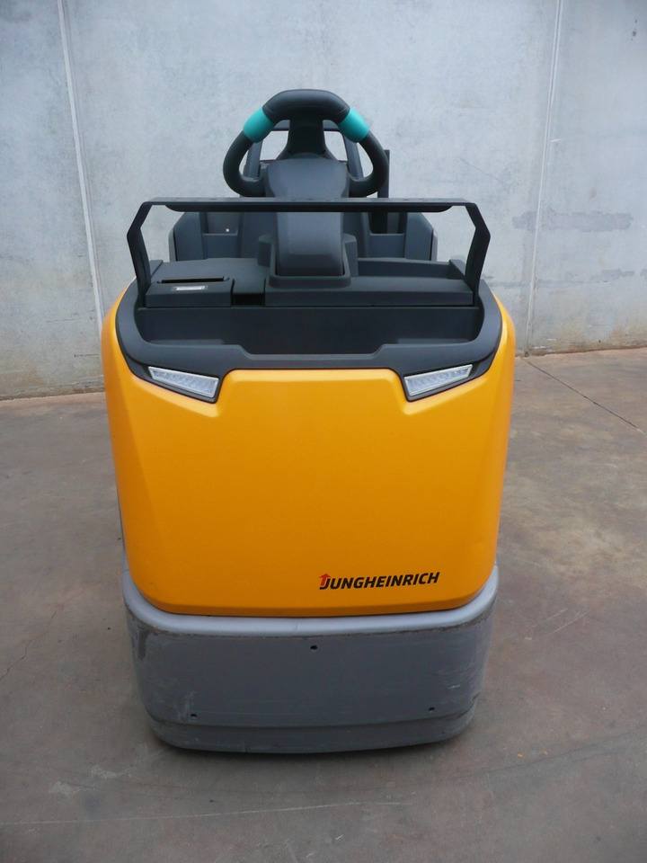 Jungheinrich ECE 220 1250x540mm - Préparateur de commandes: photos 5 Jungheinrich ECE 220 1250x540mm - Préparateur de commandes: photos 5