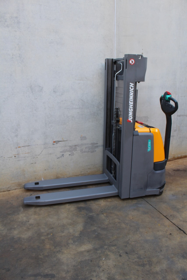 Jungheinrich EJC 110 250 ZZ - Gerbeur: photos 2 Jungheinrich EJC 110 250 ZZ - Gerbeur: photos 2