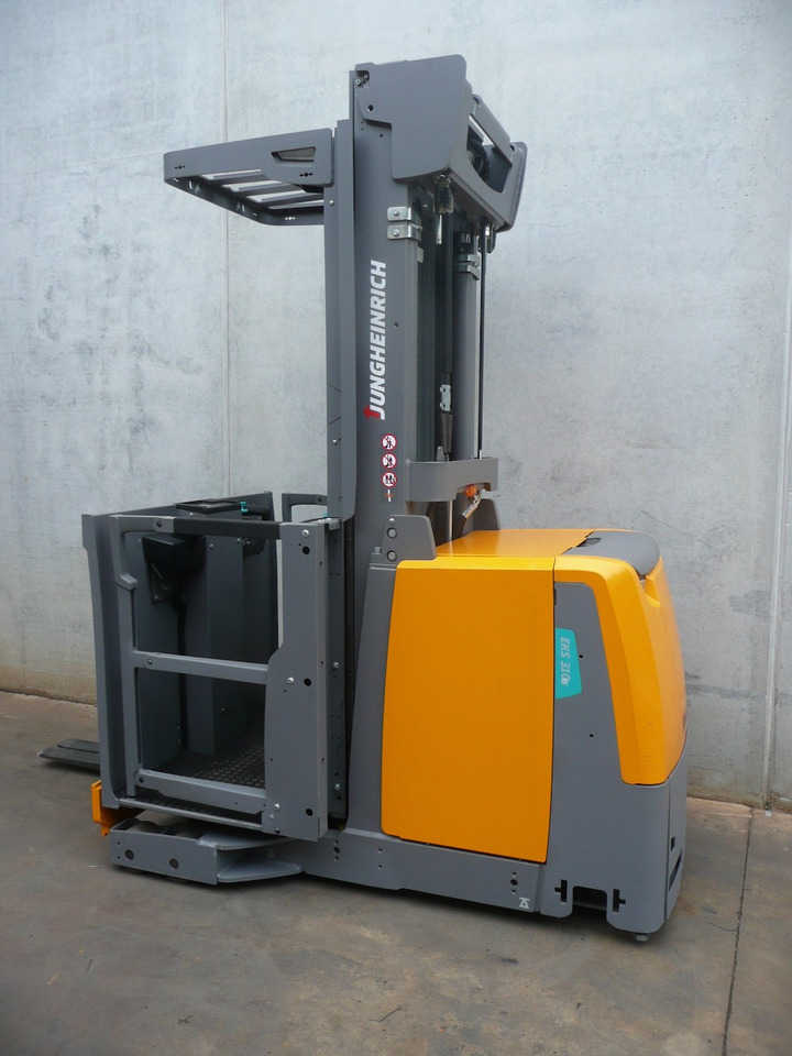 Jungheinrich EKS 310s Z+F 350 ZT - Préparateur de commandes: photos 4 Jungheinrich EKS 310s Z+F 350 ZT - Préparateur de commandes: photos 4