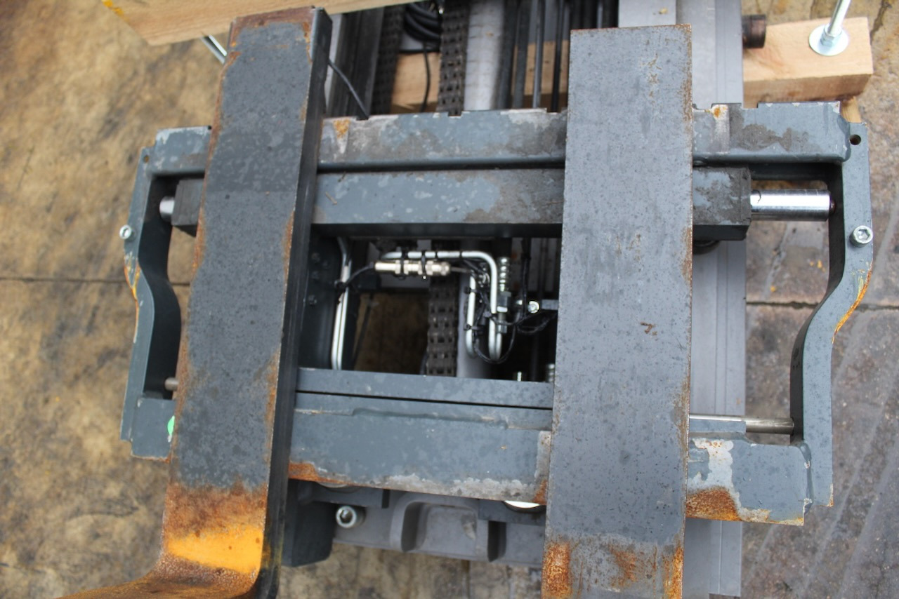 Chariot à mât rétractable Jungheinrich ETV 216 1025 DZ: photos 11