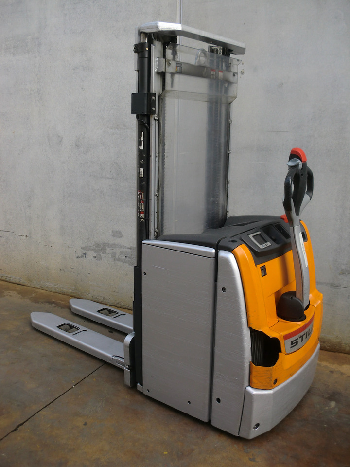 Still EXV 16 - Gerbeur: photos 1 Still EXV 16 - Gerbeur: photos 1