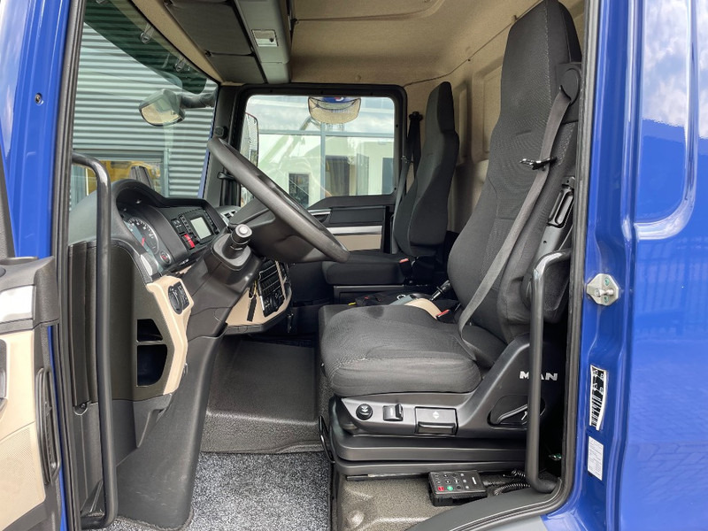Camion à rideaux coulissants MAN TGL 7.190: photos 13