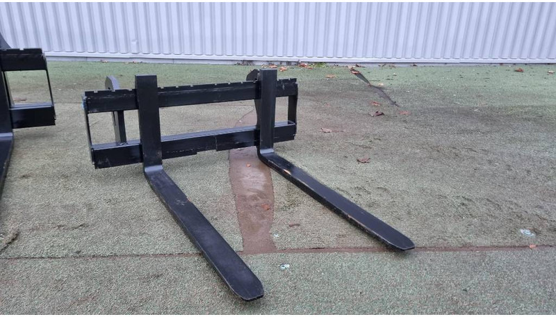 SE Equipment Stora BM, Z802, Z602, Z402, Mek. Gaffelställ - Fourches pour Engins de chantier: photos 3 SE Equipment Stora BM, Z802, Z602, Z402, Mek. Gaffelställ - Fourches pour Engins de chantier: photos 3