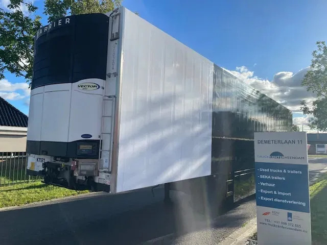 Van Eck UT-3B Steering axle 260 cm insteek Frigo carrier vector UT-3B H= 260 W= 250cm - Semi-remorque frigorifique: photos 1 Van Eck UT-3B Steering axle 260 cm insteek Frigo carrier vector UT-3B H= 260 W= 250cm - Semi-remorque frigorifique: photos 1