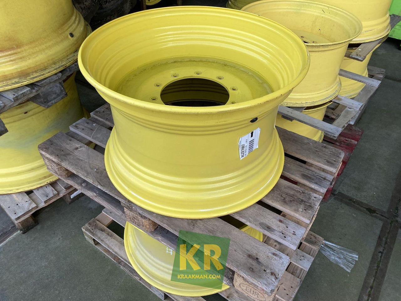 18 X 30 velg John Deere - Roue complète pour Machine agricole: photos 1 18 X 30 velg John Deere - Roue complète pour Machine agricole: photos 1