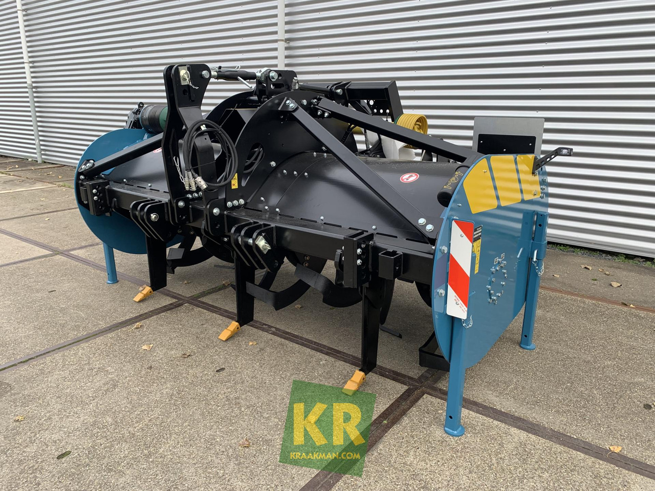 46 Imants - Outils du sol: photos 1 46 Imants - Outils du sol: photos 1