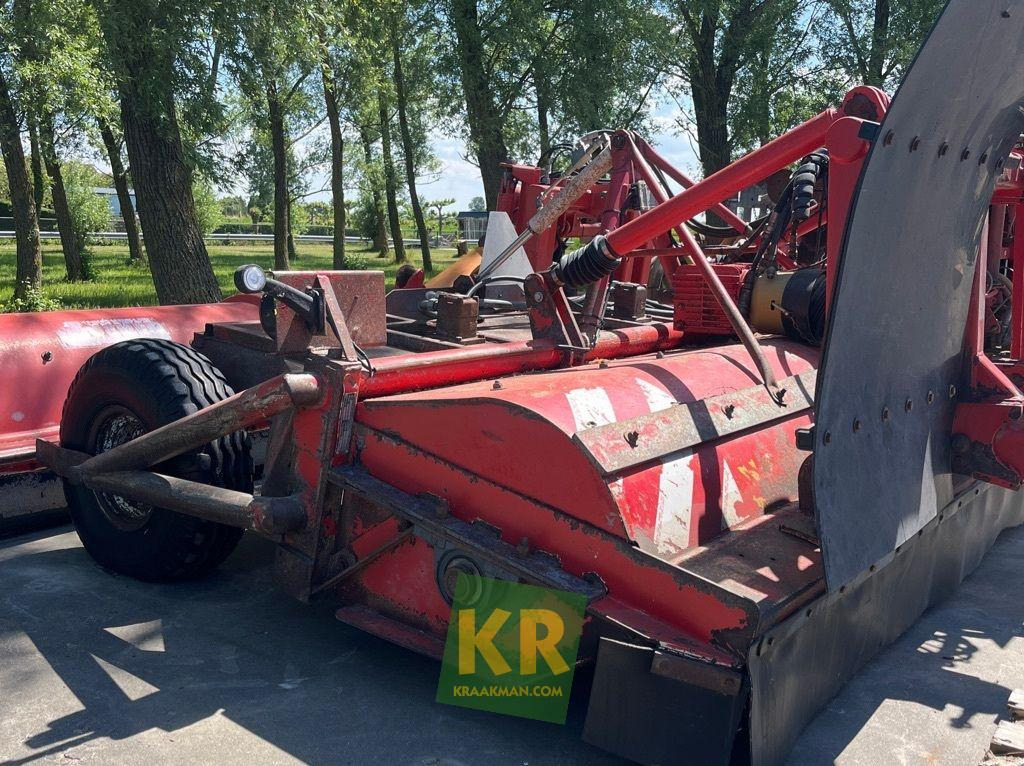 Ducker UM 27 - Faucheuse: photos 3 Ducker UM 27 - Faucheuse: photos 3