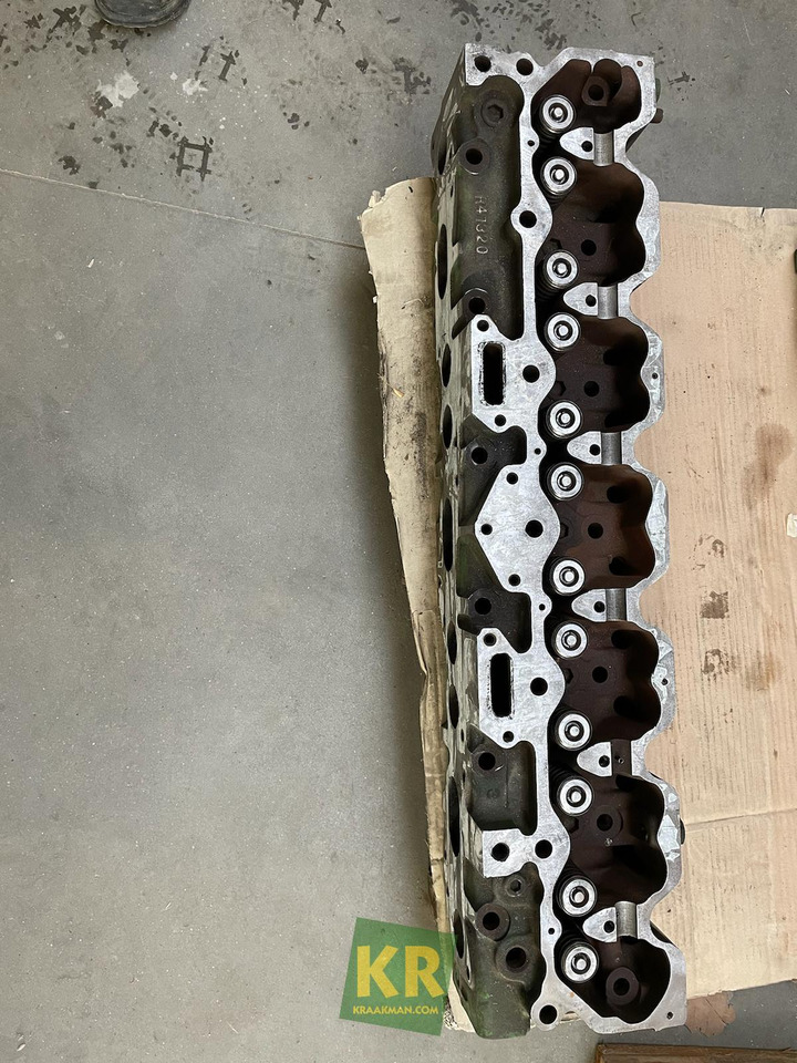 John Deere Cilinderkop - Culasse pour Machine agricole: photos 3 John Deere Cilinderkop - Culasse pour Machine agricole: photos 3