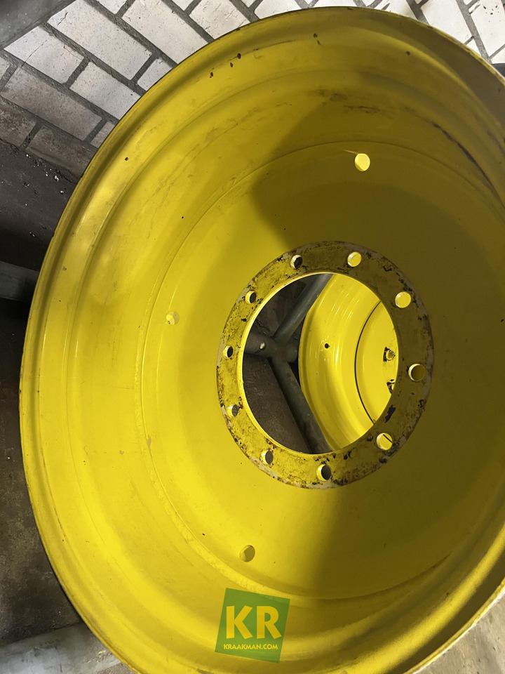 John Deere Velg 15x28 - Jante pour Machine agricole: photos 2 John Deere Velg 15x28 - Jante pour Machine agricole: photos 2