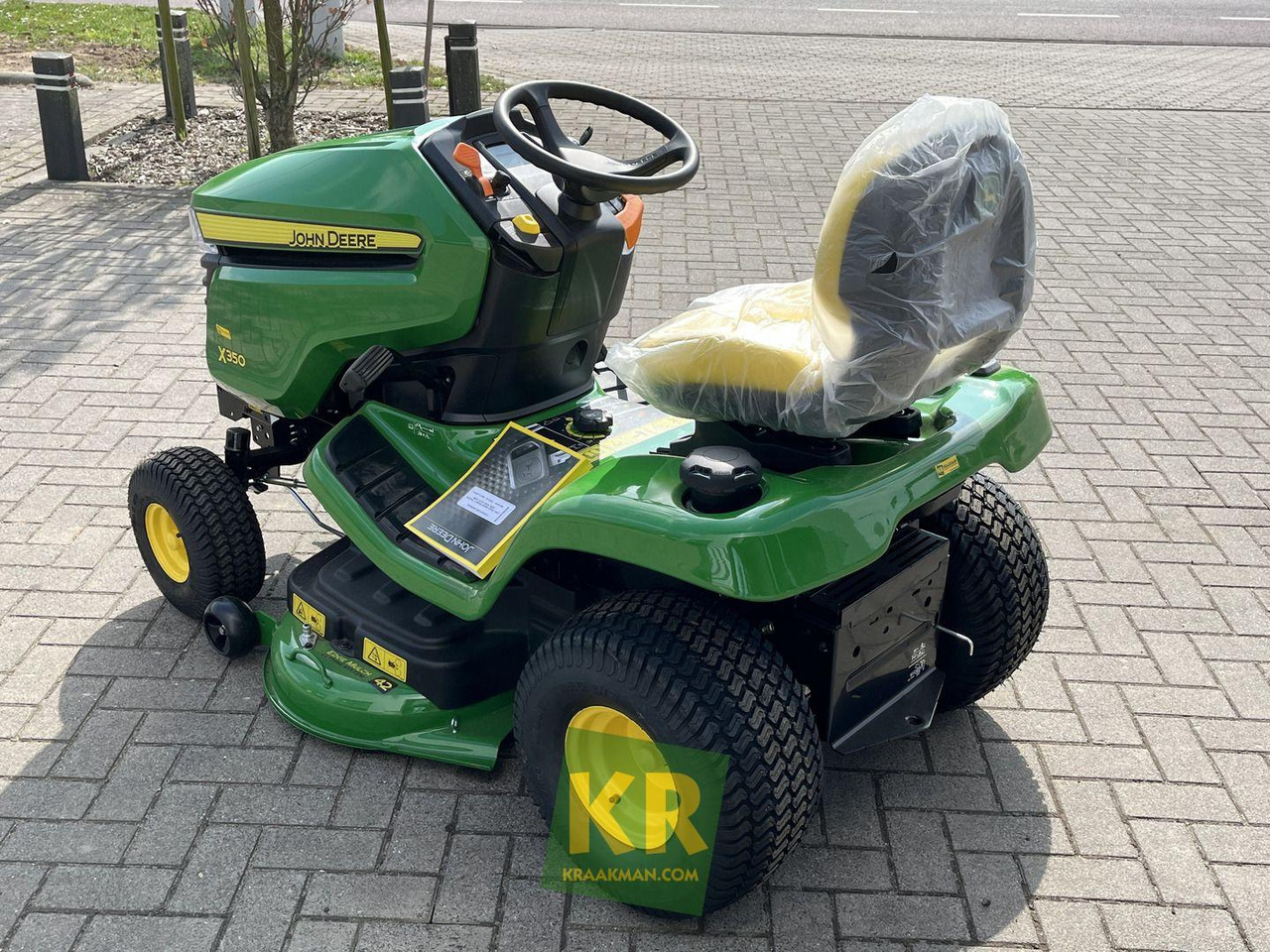 John Deere X350 - Motofaucheuse: photos 5 John Deere X350 - Motofaucheuse: photos 5