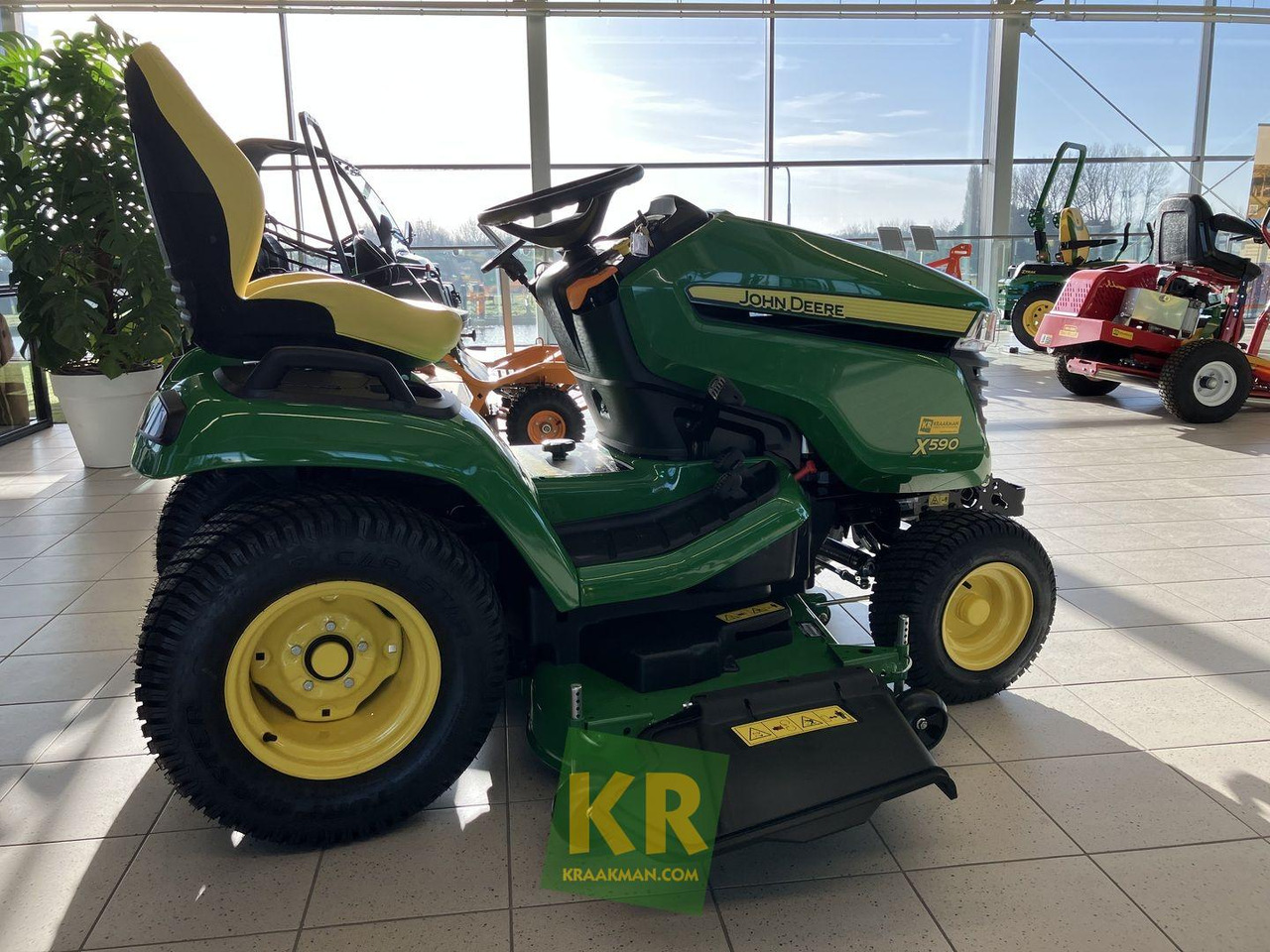 John Deere X590 - Motofaucheuse: photos 5 John Deere X590 - Motofaucheuse: photos 5