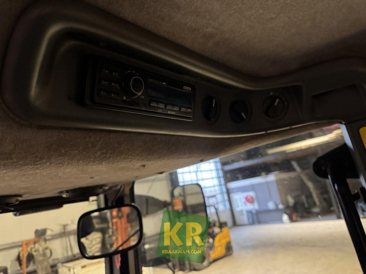 New Holland TM190 - Tracteur agricole: photos 3 New Holland TM190 - Tracteur agricole: photos 3