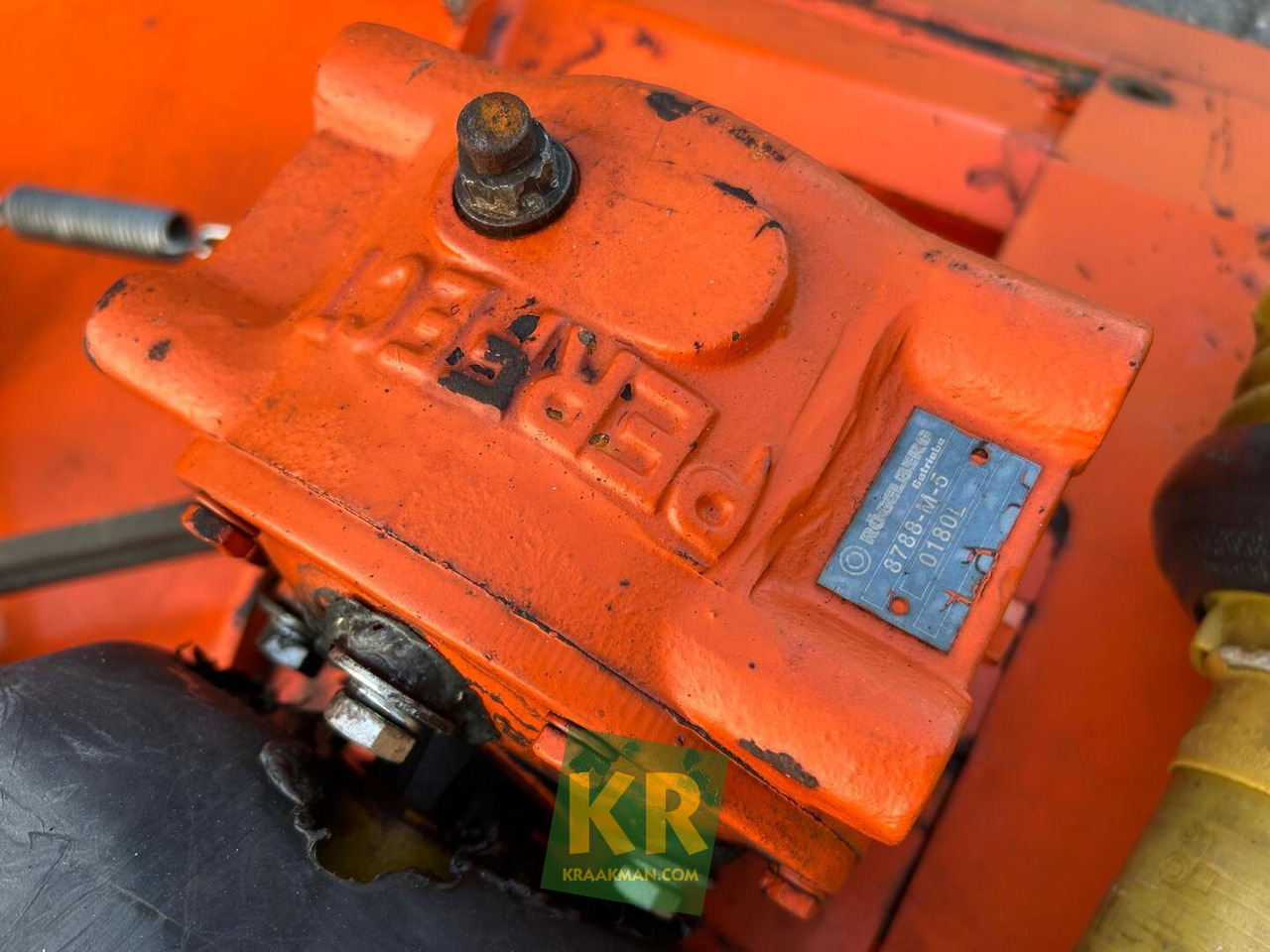 Perfect LB275 - Broyeur à axe horizontal: photos 2 Perfect LB275 - Broyeur à axe horizontal: photos 2