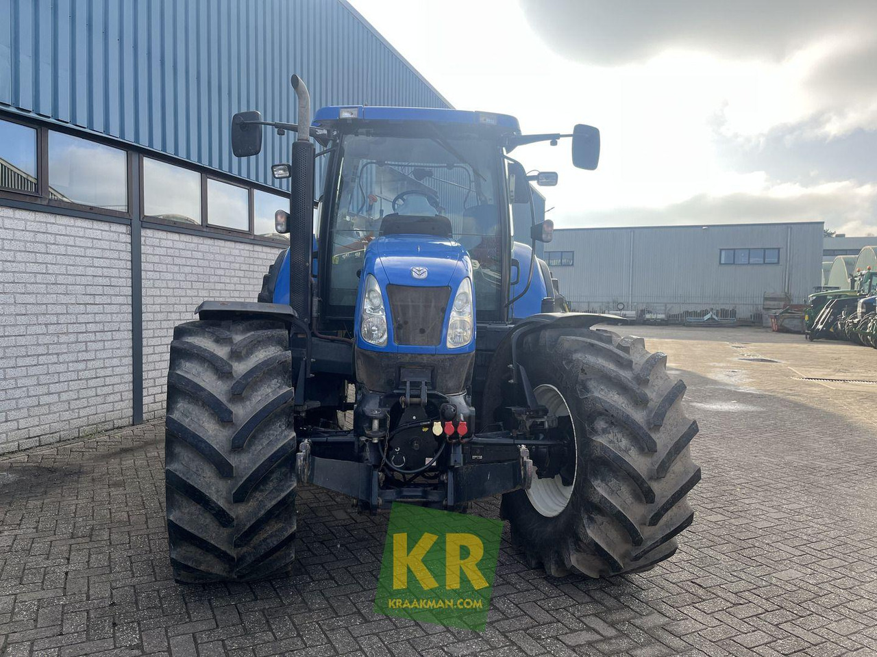 T6080 Elite New Holland - Tracteur agricole: photos 2 T6080 Elite New Holland - Tracteur agricole: photos 2