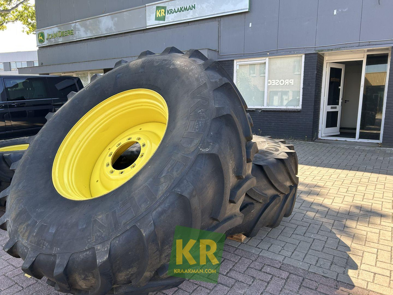 Vredestein Banden Vredestein - Roue complète pour Machine agricole: photos 1 Vredestein Banden Vredestein - Roue complète pour Machine agricole: photos 1