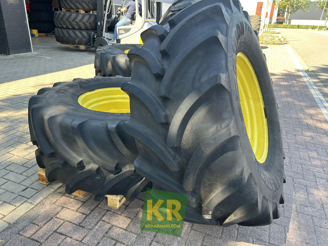 Vredestein Banden Vredestein - Roue complète pour Machine agricole: photos 4 Vredestein Banden Vredestein - Roue complète pour Machine agricole: photos 4