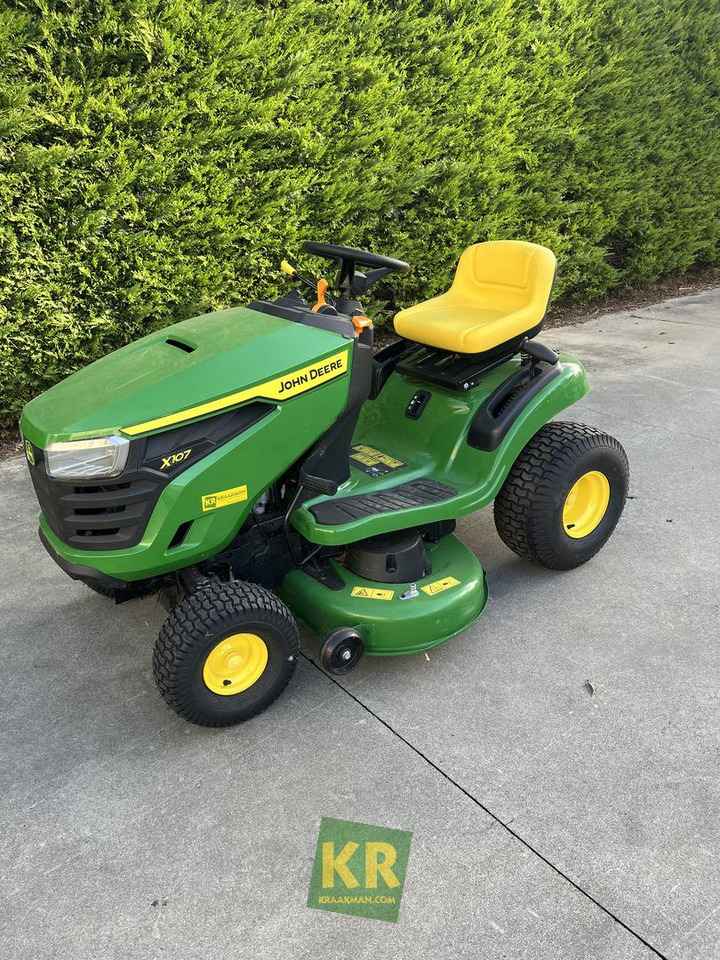X107 John Deere - Motofaucheuse: photos 2 X107 John Deere - Motofaucheuse: photos 2