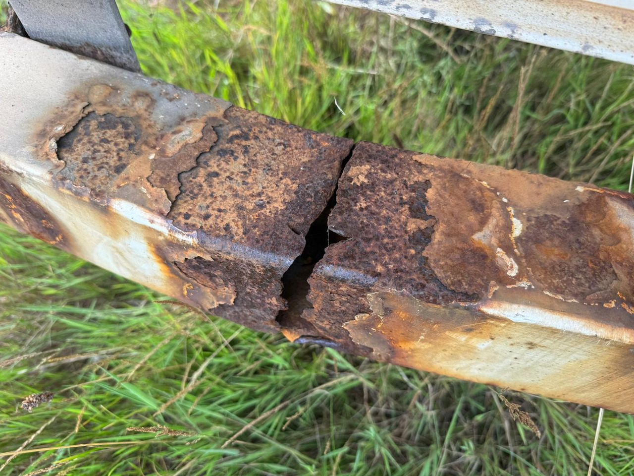 Semi-remorque frigorifique Schmitz Cargobull 2009 Vector 1850 MT: photos 18 Semi-remorque frigorifique Schmitz Cargobull 2009 Vector 1850 MT: photos 18