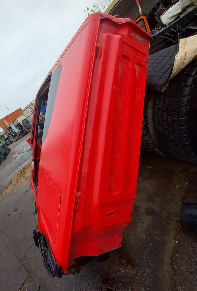 ĆWIARTKA BOK IVECO STRALIS HI-WAY - Carrosserie et extérieur pour Camion: photos 2 ĆWIARTKA BOK IVECO STRALIS HI-WAY - Carrosserie et extérieur pour Camion: photos 2