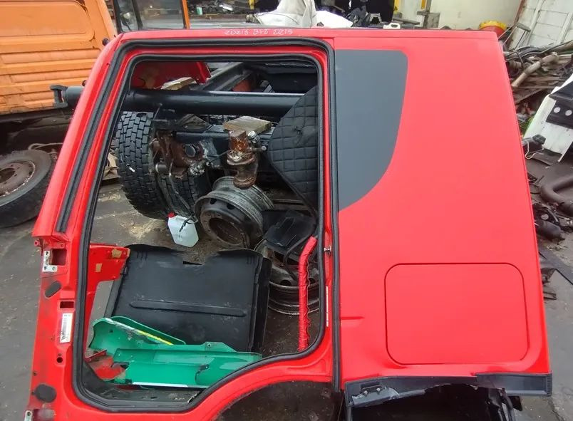 ĆWIARTKA BOK IVECO STRALIS HI-WAY - Carrosserie et extérieur pour Camion: photos 1 ĆWIARTKA BOK IVECO STRALIS HI-WAY - Carrosserie et extérieur pour Camion: photos 1