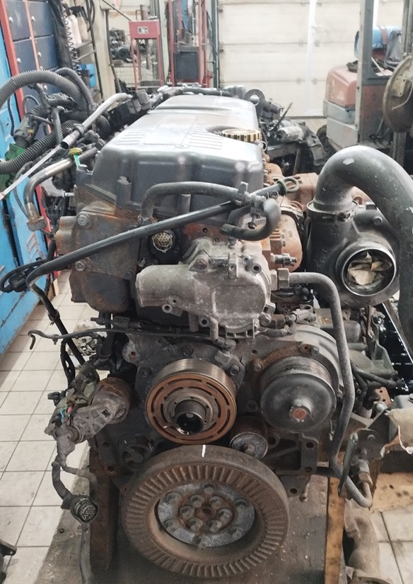 IVECO F3GFE611 STRALIS 460 EURO 6 - Moteur et pièces pour Camion: photos 2 IVECO F3GFE611 STRALIS 460 EURO 6 - Moteur et pièces pour Camion: photos 2