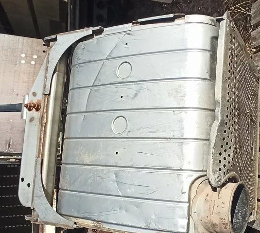 KATALIZATOR TŁUMIK ACTROS MP3 E5 - Catalyseur pour Camion: photos 2 KATALIZATOR TŁUMIK ACTROS MP3 E5 - Catalyseur pour Camion: photos 2