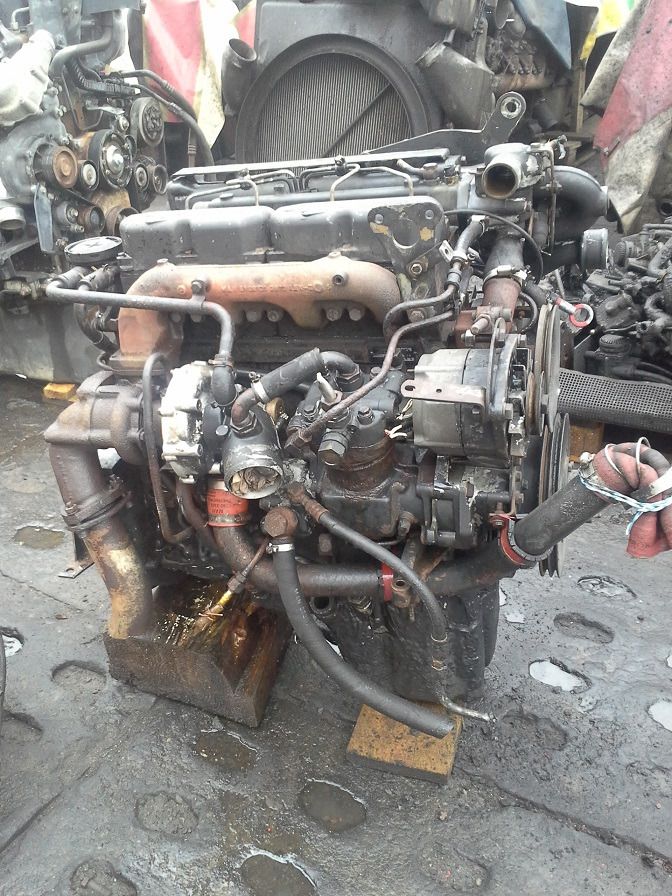 MAN D0824 L2000 153 163 - Moteur et pièces pour Camion: photos 2 MAN D0824 L2000 153 163 - Moteur et pièces pour Camion: photos 2