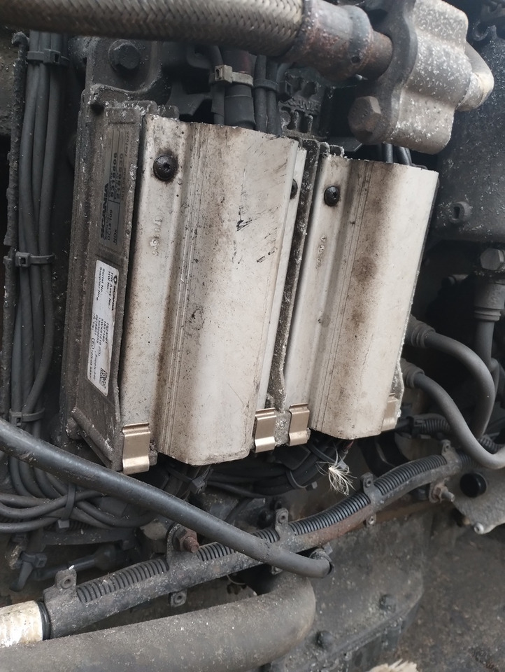 SCANIA STEROWNIK SILNIKA DC13 109 L01 R 440 EURO 6 E6 2186530 1924091 1857180 - Bloc de gestion: photos 2 SCANIA STEROWNIK SILNIKA DC13 109 L01 R 440 EURO 6 E6 2186530 1924091 1857180 - Bloc de gestion: photos 2