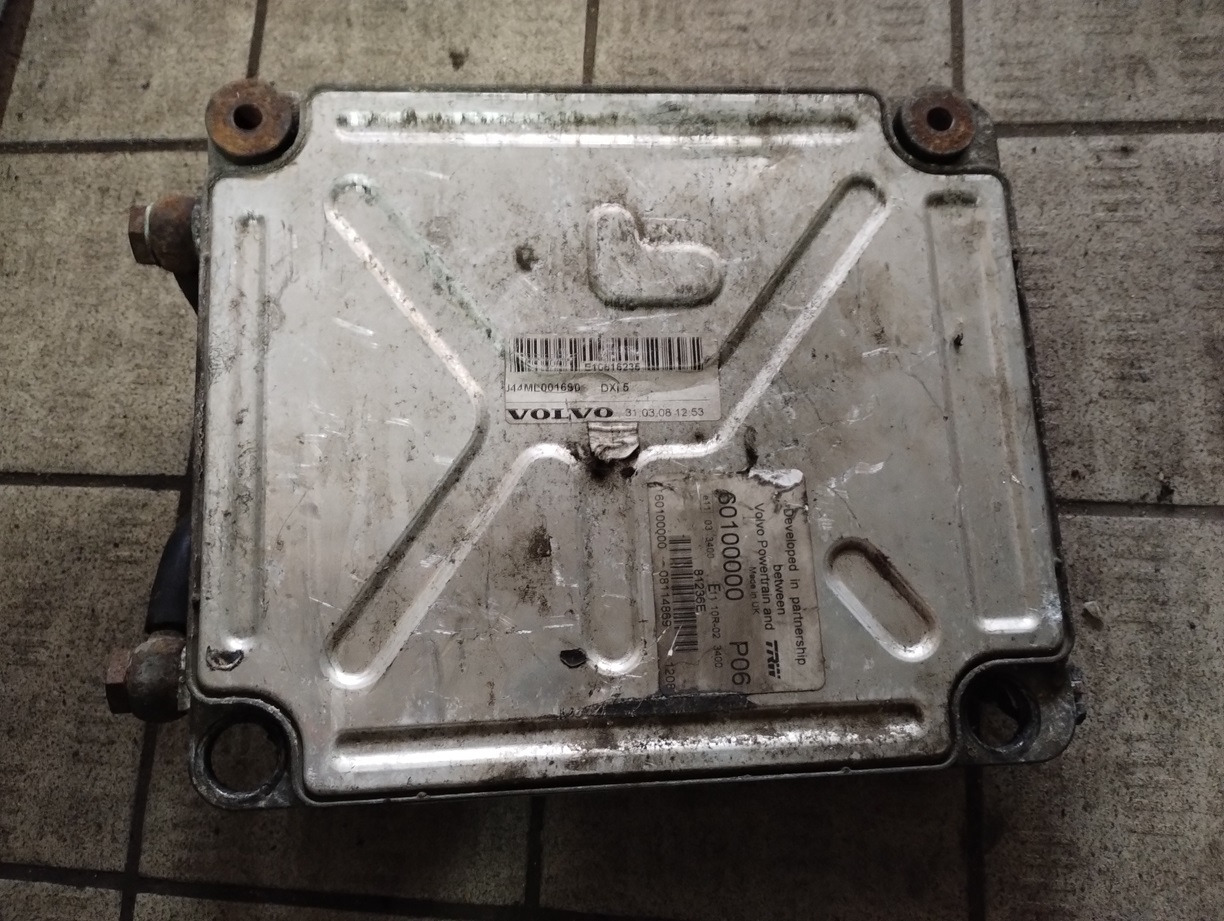 STEROWNIK SILNIKA ECU VOLVO FE FL RENAULT MIDLUM PREMIUM DXi5 TRW 6010000 P06 - Bloc de gestion: photos 2 STEROWNIK SILNIKA ECU VOLVO FE FL RENAULT MIDLUM PREMIUM DXi5 TRW 6010000 P06 - Bloc de gestion: photos 2